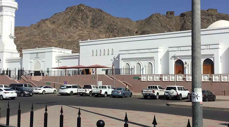The Seven Mosques (Sab'ah Masajid) and the Trench Sites