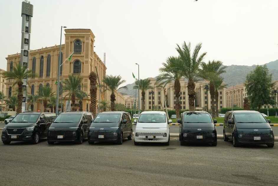 Book Your Madinah Ziyarat Taxi Today