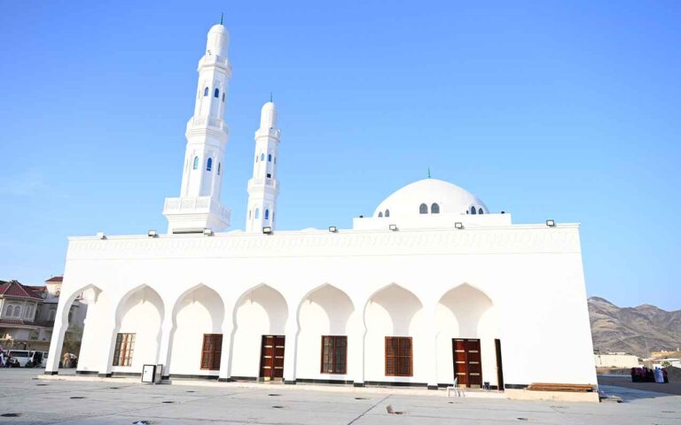 Masjid Areesh